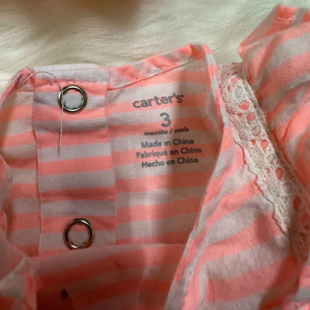 5/$30 Carter’s 0-3m Baby Girl Romper & headpiece​